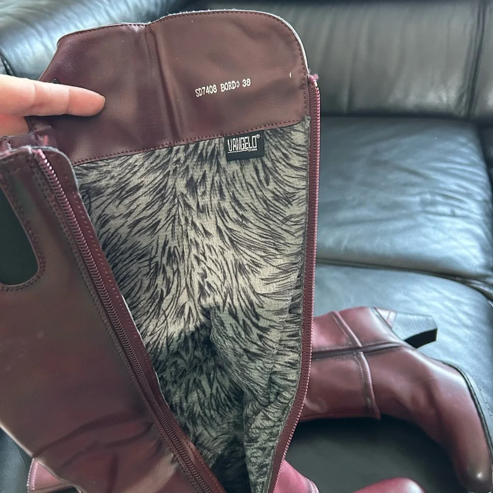 Vangelo Burgundy Heeled Boots - Picture 3 of 5